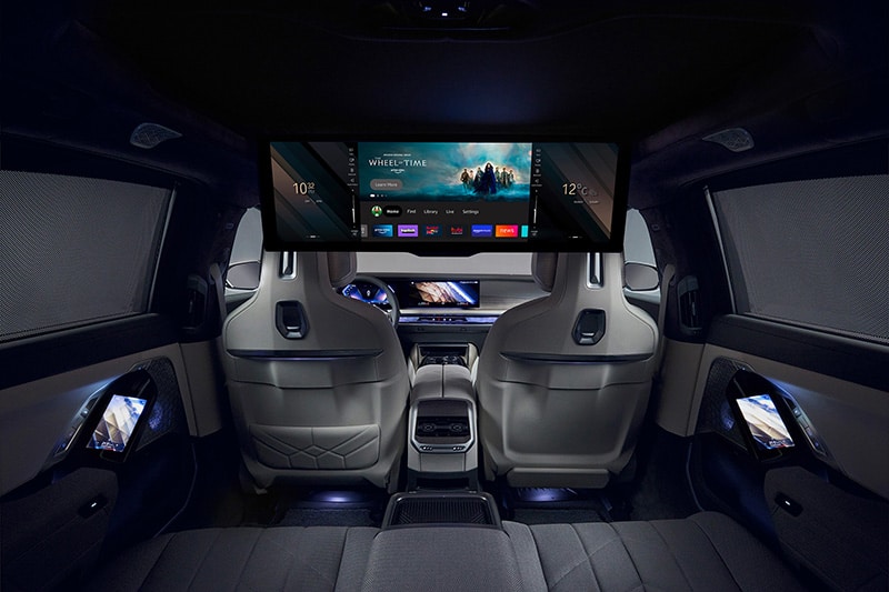 BMW i7 Hybrid where “Responsible Beyond Future” by GB Limousine
