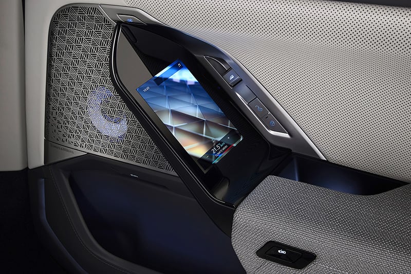BMW i7 Hybrid where “Responsible Beyond Future” by GB Limousine